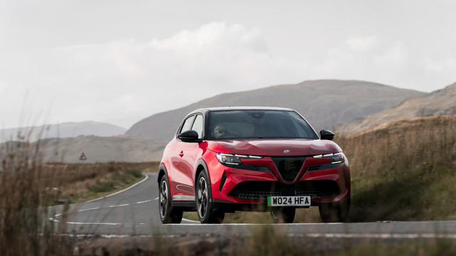 alfa romeo junior electtrica 07.jpg