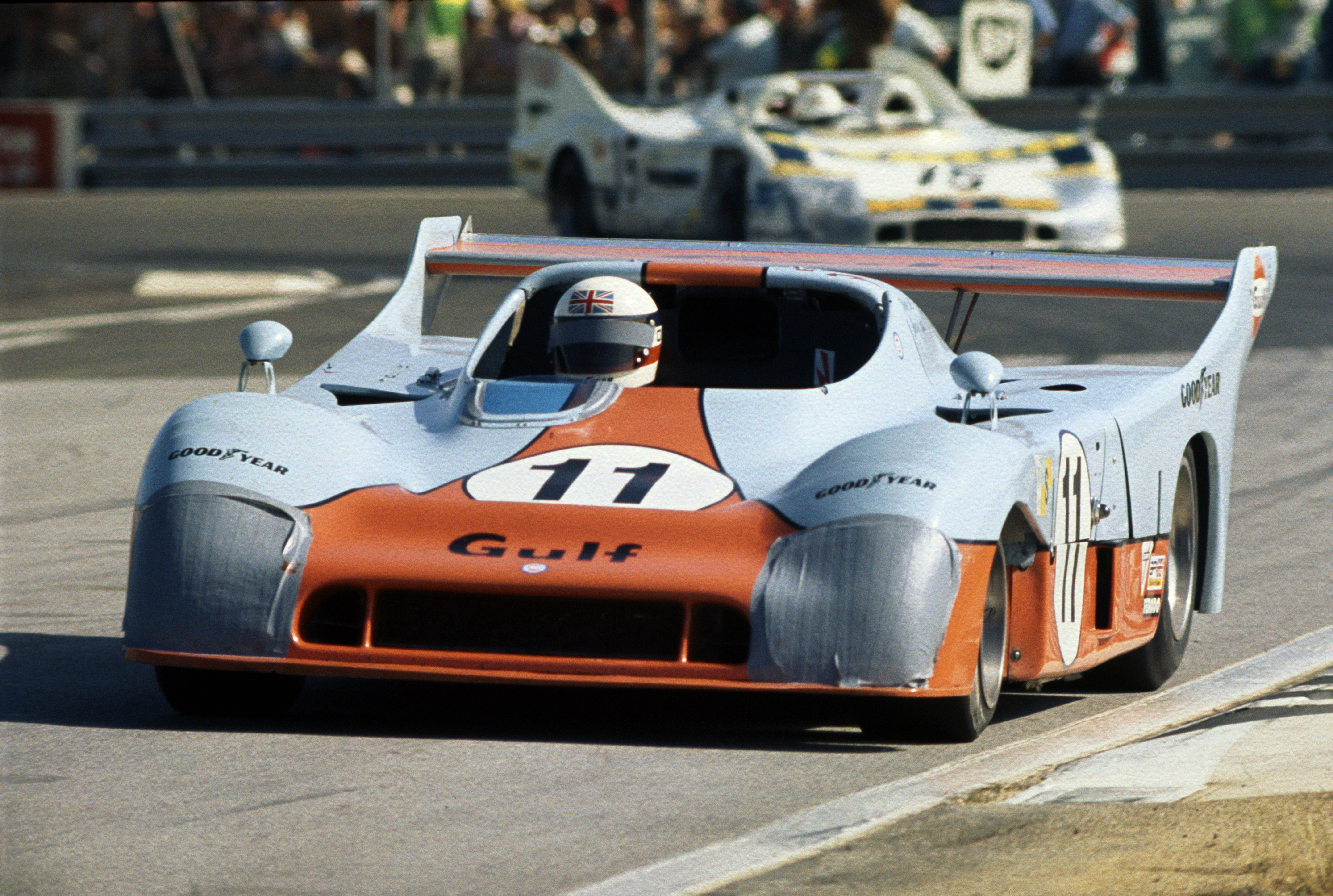 frankel derek bell le mans 1975 MAIN.jpg