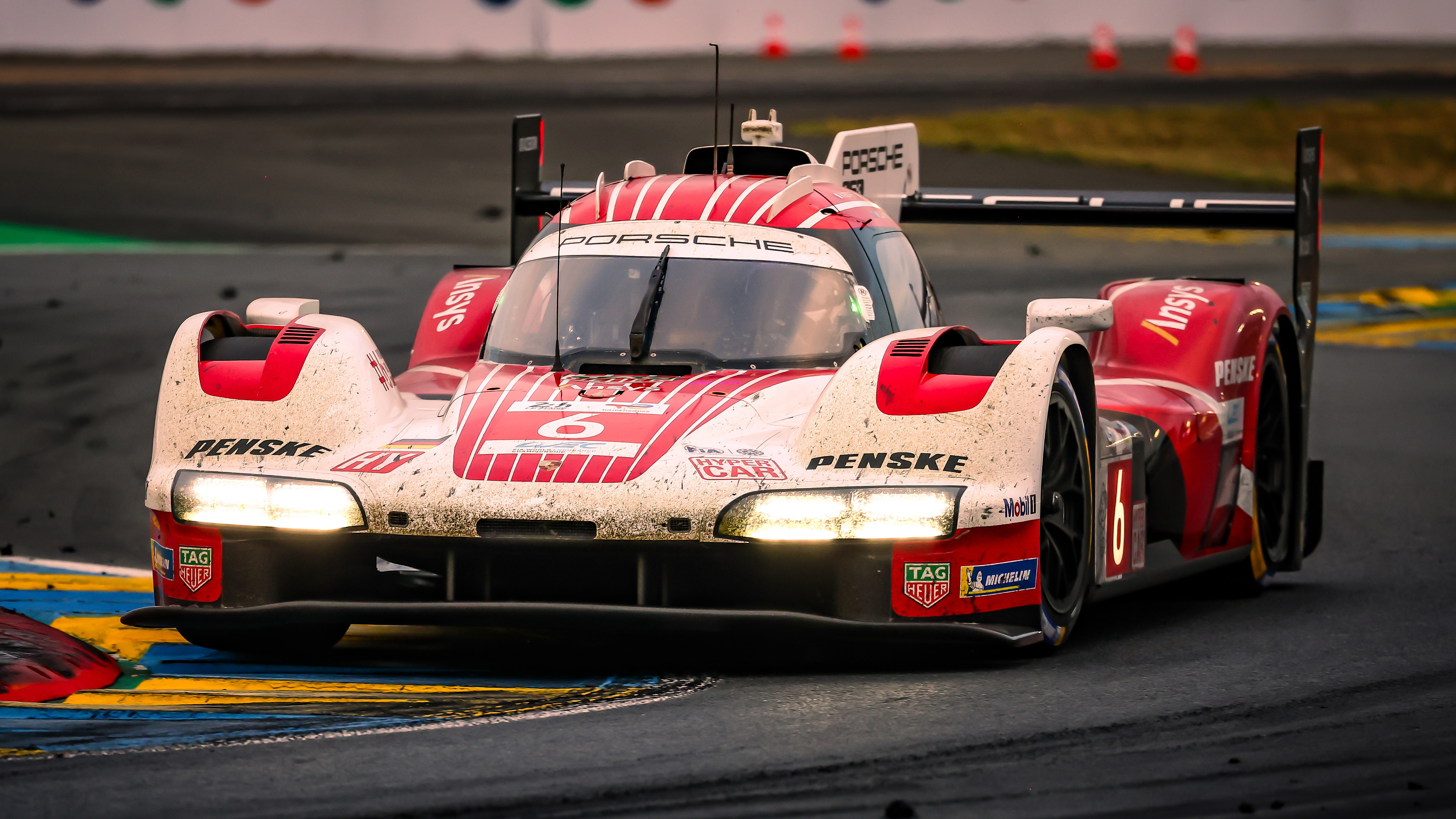 le mans 25 porsche copy.jpg