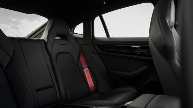 porsche panamera turbo e-hybird 20.jpg