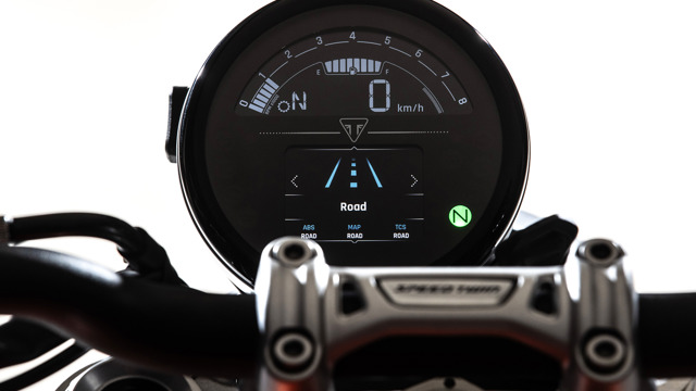 Triumph Speed Twin 1200 review08.jpg